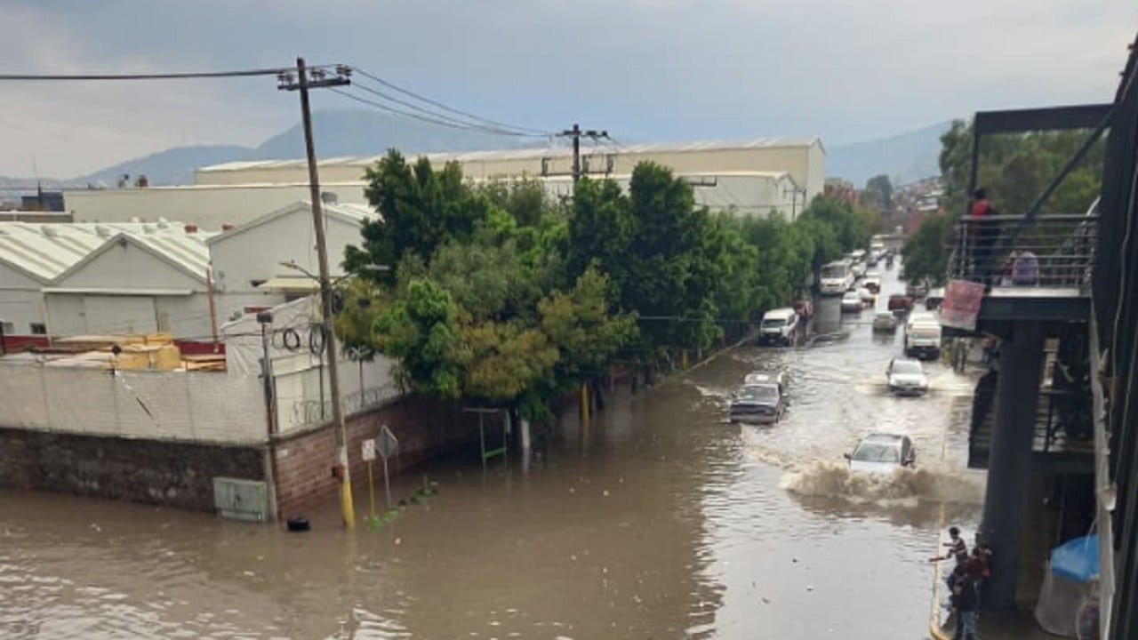 Ahora Ecatepec Cientos De Personas Bajo El Agua Nfasis