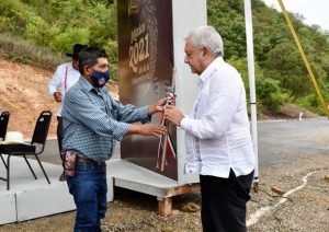 amlo