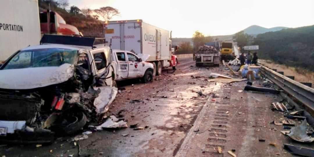 Accidente México-Querétaro 3
