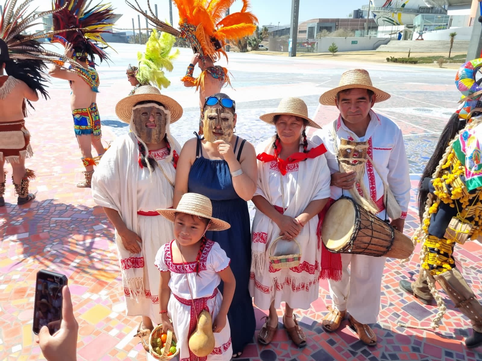 Alistan fiestas de carnaval y Pachuca, adelanta una pequeña muestra
